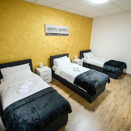 Glow Apartment Magdeburg Luaran gambar